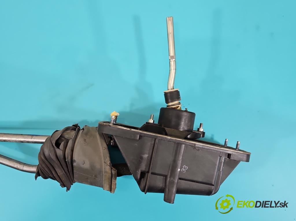 Audi A4 B7 2004-2008 2.0 TDi 170 HP manual 125 kW 1968 cm3 5- Páka: Změny: stupeň,rýchlosť  (Rýchlostná páka (kulisa))