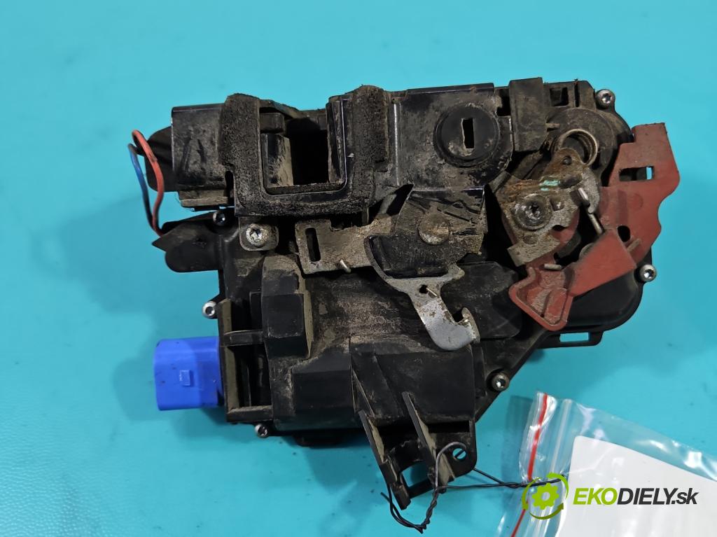 Skoda Roomster 1.4 TDi 69KM manual 51 kW 1422 cm3 5- zámek zadní levý 5J7839015A