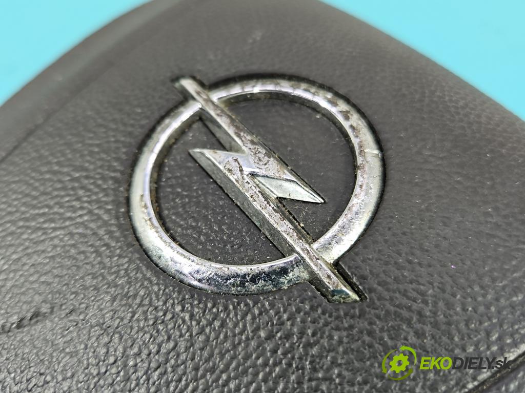 Opel Insignia A 2008-2017 2.0 CDTI 131 HP manual 96 kW 1956 cm3 5- airbag vzduch: Řidiči: 13270401 (Airbagy)