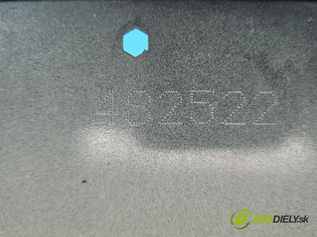 Opel Insignia A 2008-2017 2.0 CDTI 131 hp manual 96 kW 1956 cm3 5- výztuha nárazníku přední 13235552