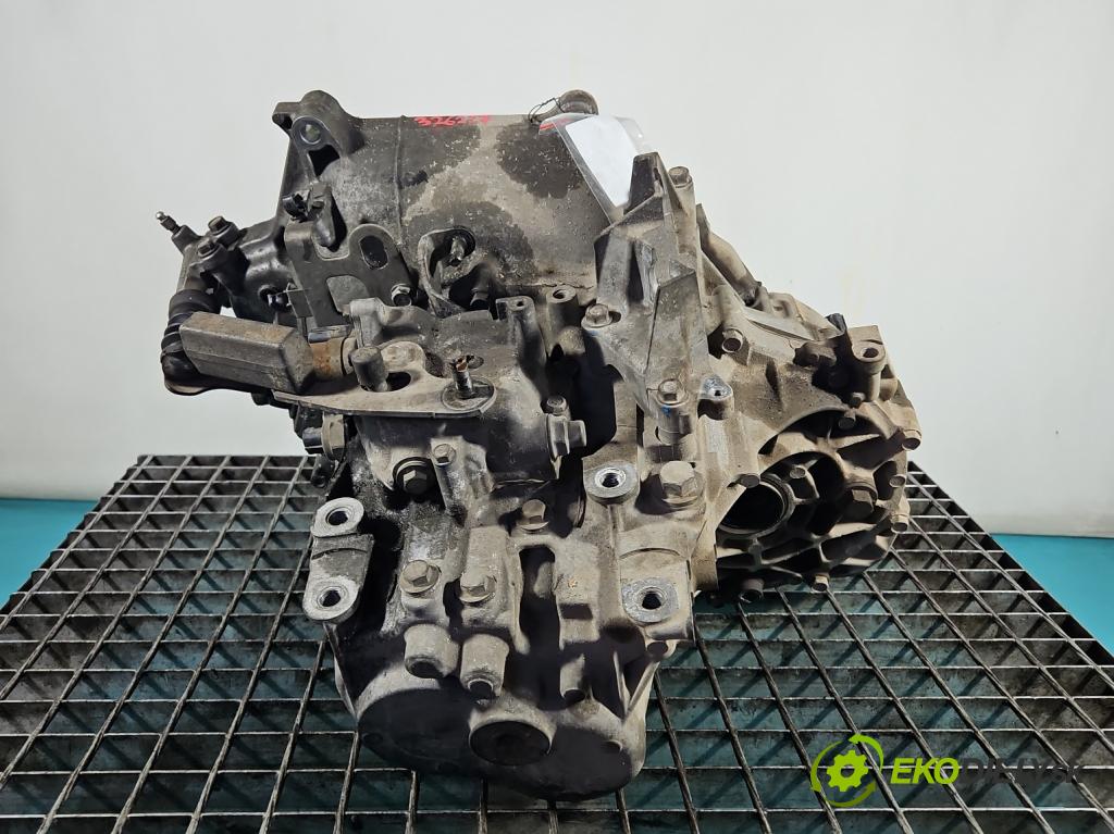 Honda Civic VIII 2006-2011 1,4.0 16v i-DSI: 83 HP manual 61 kW 1339 cm3 5- prevodovka stupeň,rýchlosť manual SPLM