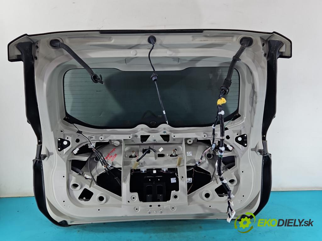 Nissan X-trail III T32 2013-2021 1.6 dci 131 hp manual 96 kW 1598 cm3 5- zadní kufrové dveře  (Zadní kapoty)