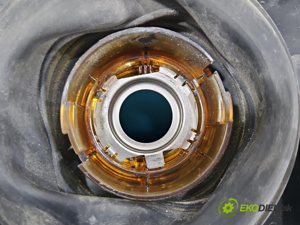 Bmw 3 E46 1998-2007 2.0d (M47): 116 HP manual 85 kW 1951 cm3 4- Reflektor: pravý  (Pravé)