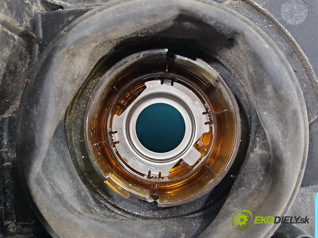 Bmw 3 E46 1998-2007 2.0d (M47): 116 HP manual 85 kW 1951 cm3 4- Reflektor: pravý  (Pravé)