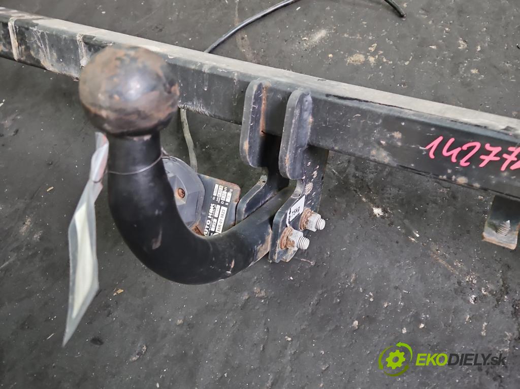 Ford Focus Mk1 1998-2004 1.8 16V 116 hp manual 85 kW 1796 cm3 5- oko tažné  (Tažná zařízení)