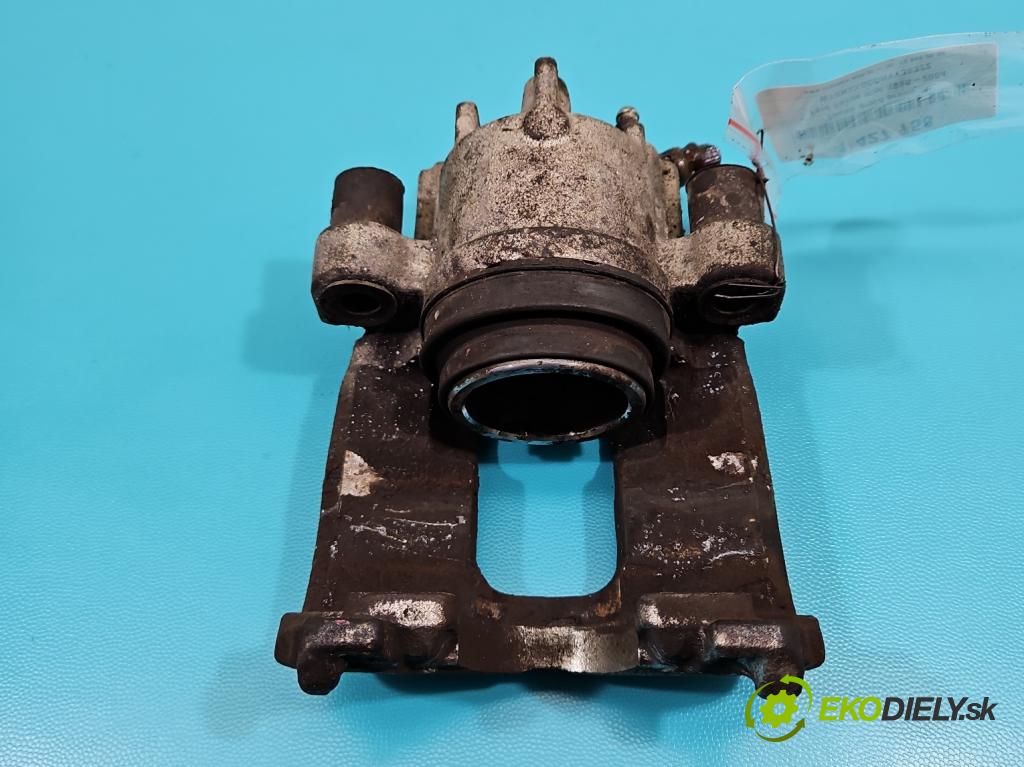 Ford Focus Mk1 1998-2004 1.8 16V 116 HP manual 85 kW 1796 cm3 5- brzdič predné pravý  (Ostatné)
