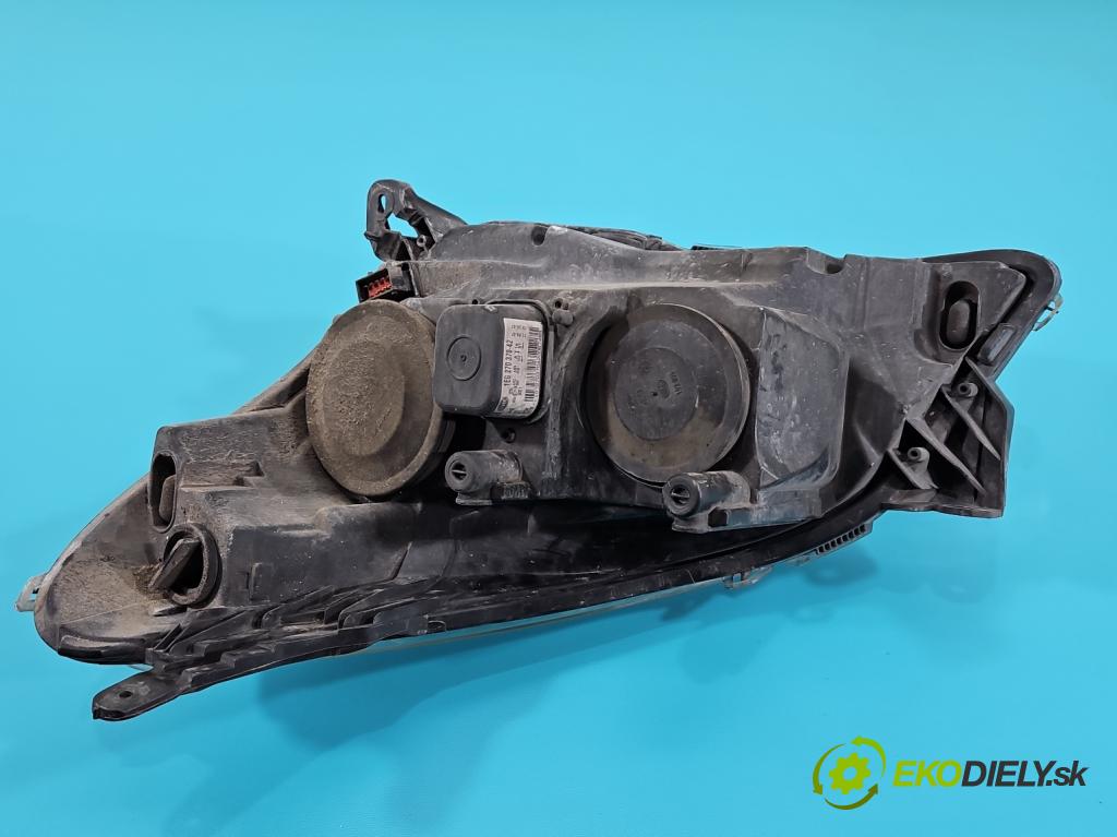 Opel Astra III 2004-2014 1.7 cdti 101 HP manual 74 kW 1686 cm3 5- Reflektor: pravý  (Pravé)