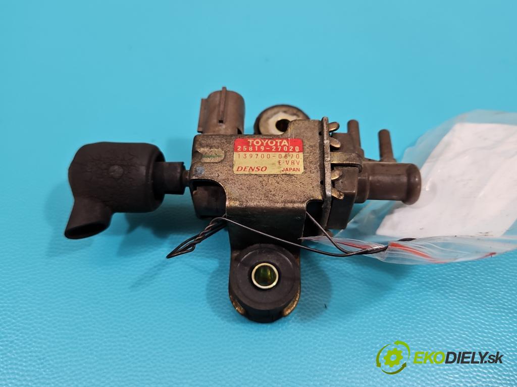 Toyota Corolla Verso I 2001-2004 2.0 D4D 90 HP manual 66 kW 1995 cm3 5- ventil podtlaku 25819-27020 (Ventily)