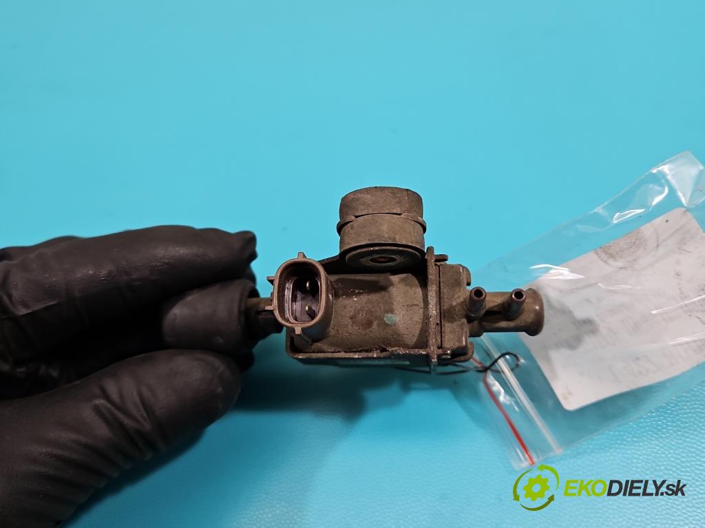 Toyota Corolla Verso I 2001-2004 2.0 D4D 90 HP manual 66 kW 1995 cm3 5- ventil podtlaku 25819-27020 (Ventily)