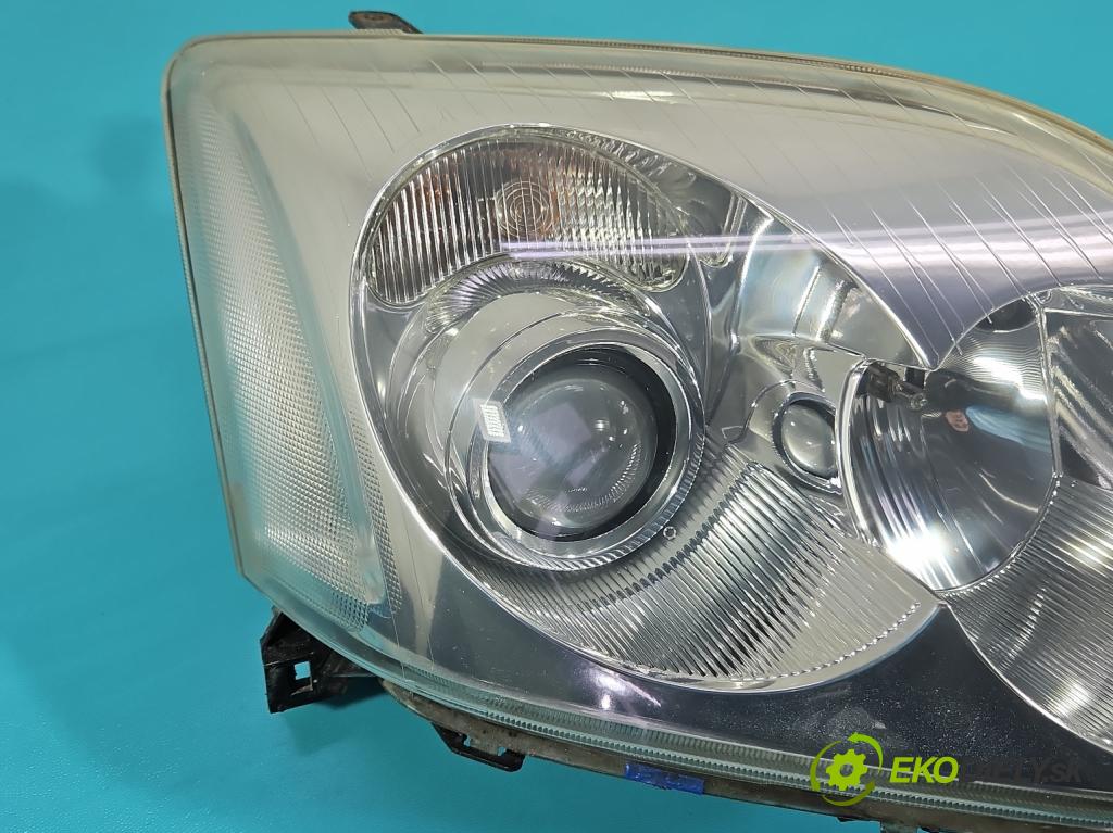 Toyota Avensis II T25 2003-2008 1.8 16V 129 HP manual 95 kW 1794 cm3 5- Reflektor: pravý  (Pravé)