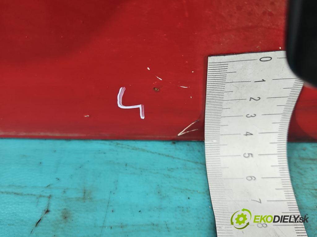 Fiat Cinquecento 0.7 karburátor: 30KM manual 22 kW 704 cm3 3- zadní kufrové dveře  (Zadní kapoty)