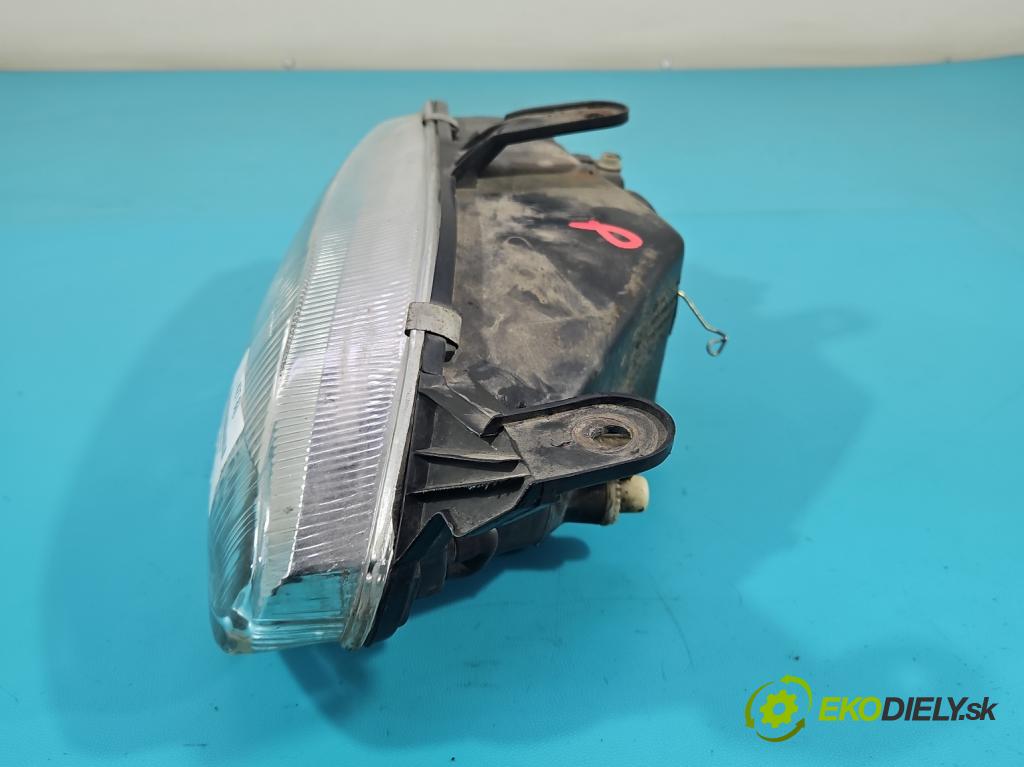 Fiat Siena 1.6 16V 102 HP manual 75 kW 1580 cm3 4- Reflektor: pravý  (Pravé)