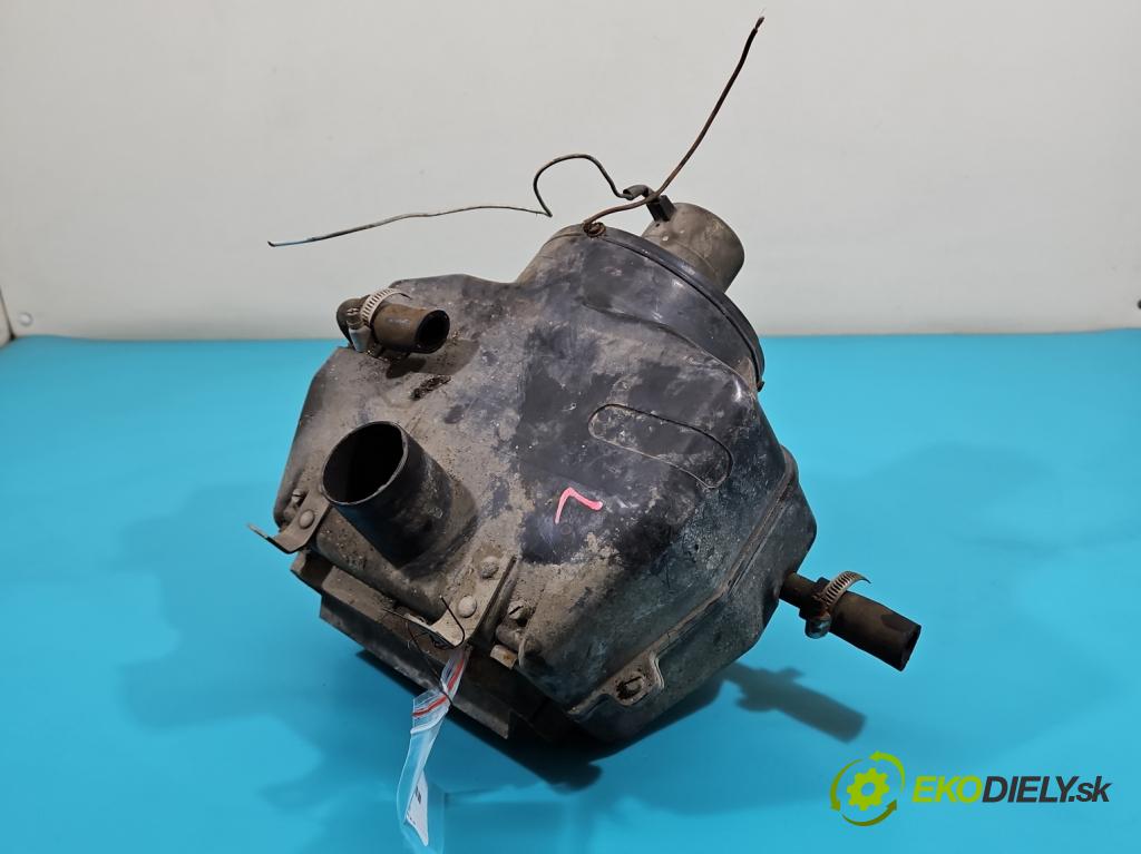 Żuk A 11 b 2.1 karburátor: 69KM manual 51 kW 2120 cm3 5- radiator  (Radiátor kúrenia)