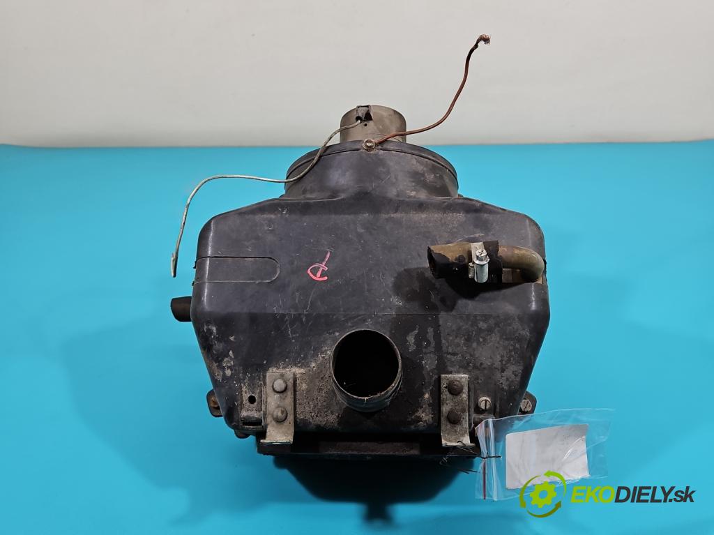 Żuk A 11 b 2.1 karburátor: 69KM manual 51 kW 2120 cm3 5- radiator  (Radiátor kúrenia)
