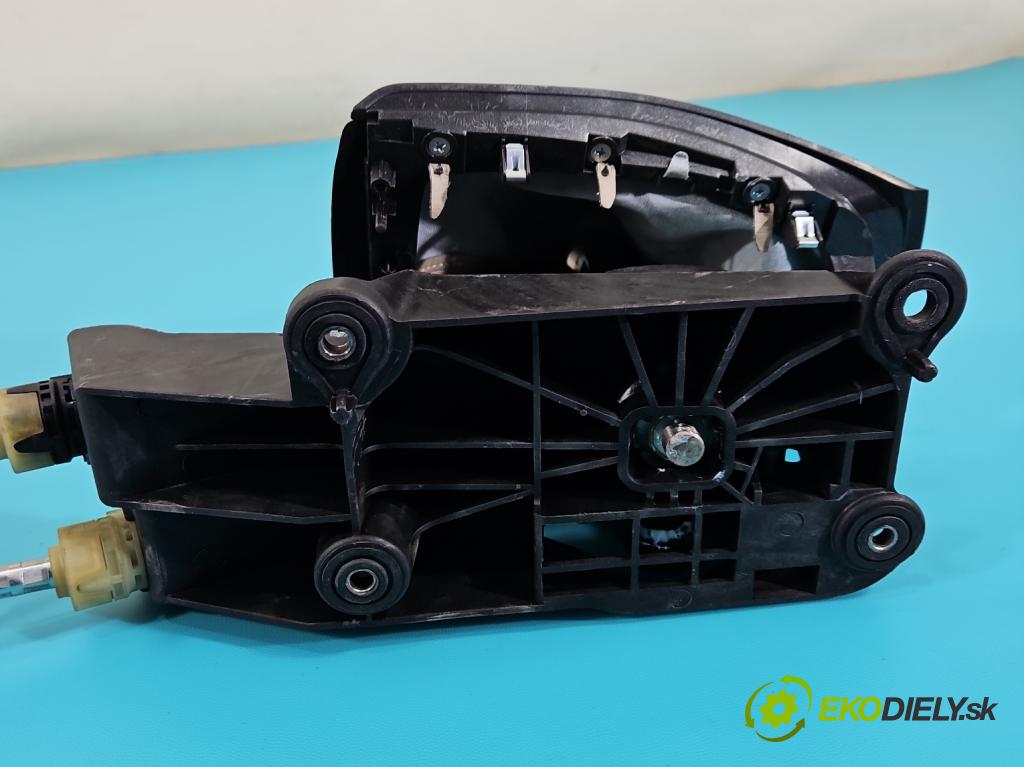 Nissan X-trail III T32 2013-2021 1.6 dci 131 HP manual 96 kW 1598 cm3 5- Páka: Změny: stupeň,rýchlosť 341018566R (Rýchlostná páka (kulisa))