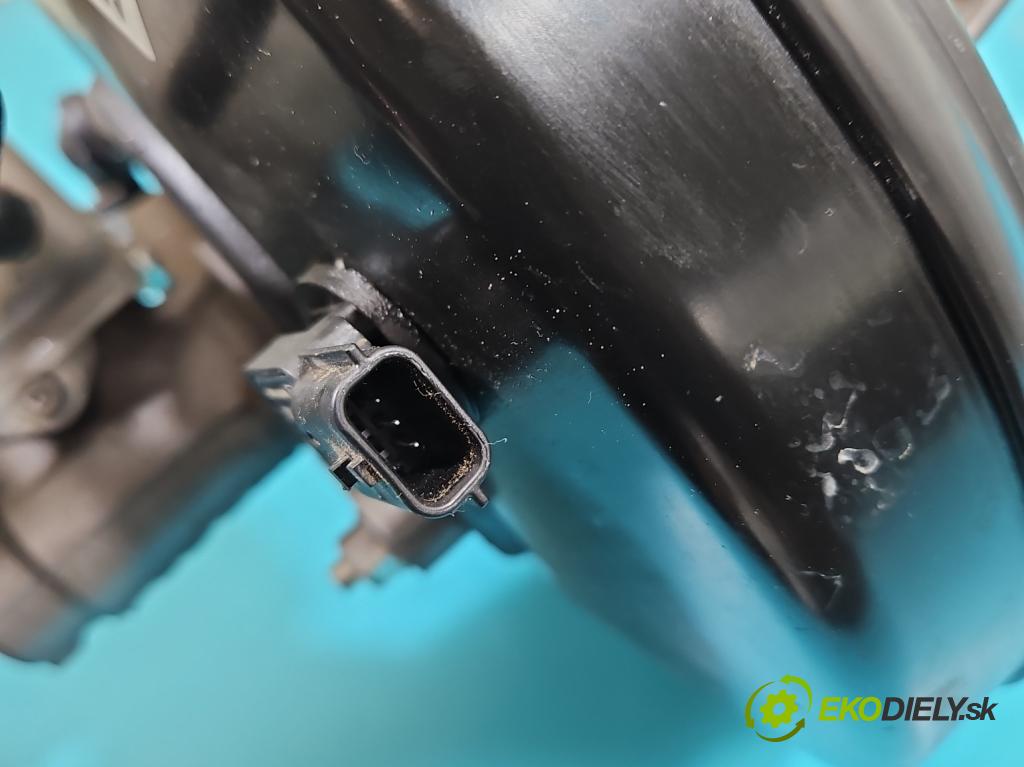 Nissan X-trail III T32 2013-2021 1.6 dci 131 HP manual 96 kW 1598 cm3 5- servo brzdové 460074BA1D