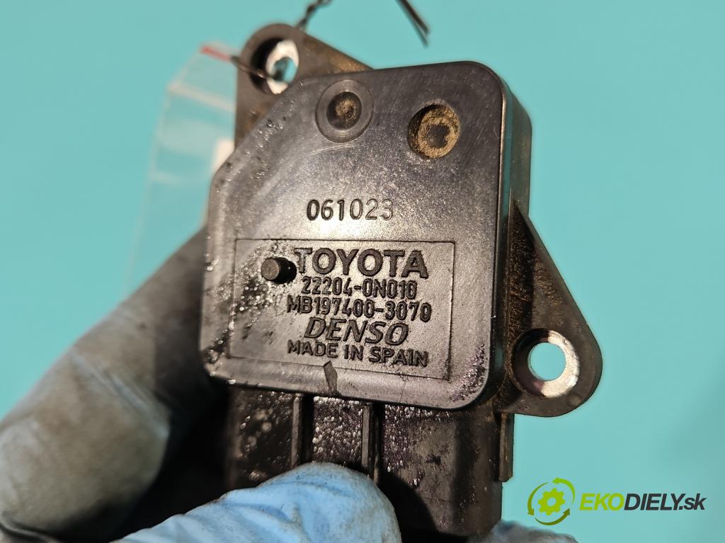 Toyota Corolla Verso II 2004-2009 2.2 D4D 136 HP manual 100 kW 2231 cm3 5- průtokoměr: 22204-0N010 (Váhy vzduchu)