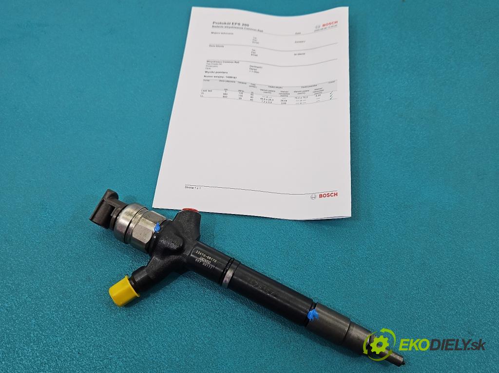 Toyota Corolla Verso II 2004-2009 2.2 D4D 136 HP manual 100 kW 2231 cm3 5- vstrek 23670-0R170 (Vstrekovač paliva)