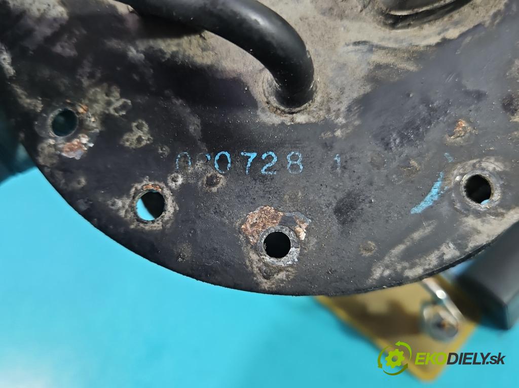 Toyota Corolla E11 1997-2002 1,4.0 16V 86 hp manual 63 kW 1332 cm3 3- čerpadlo paliva