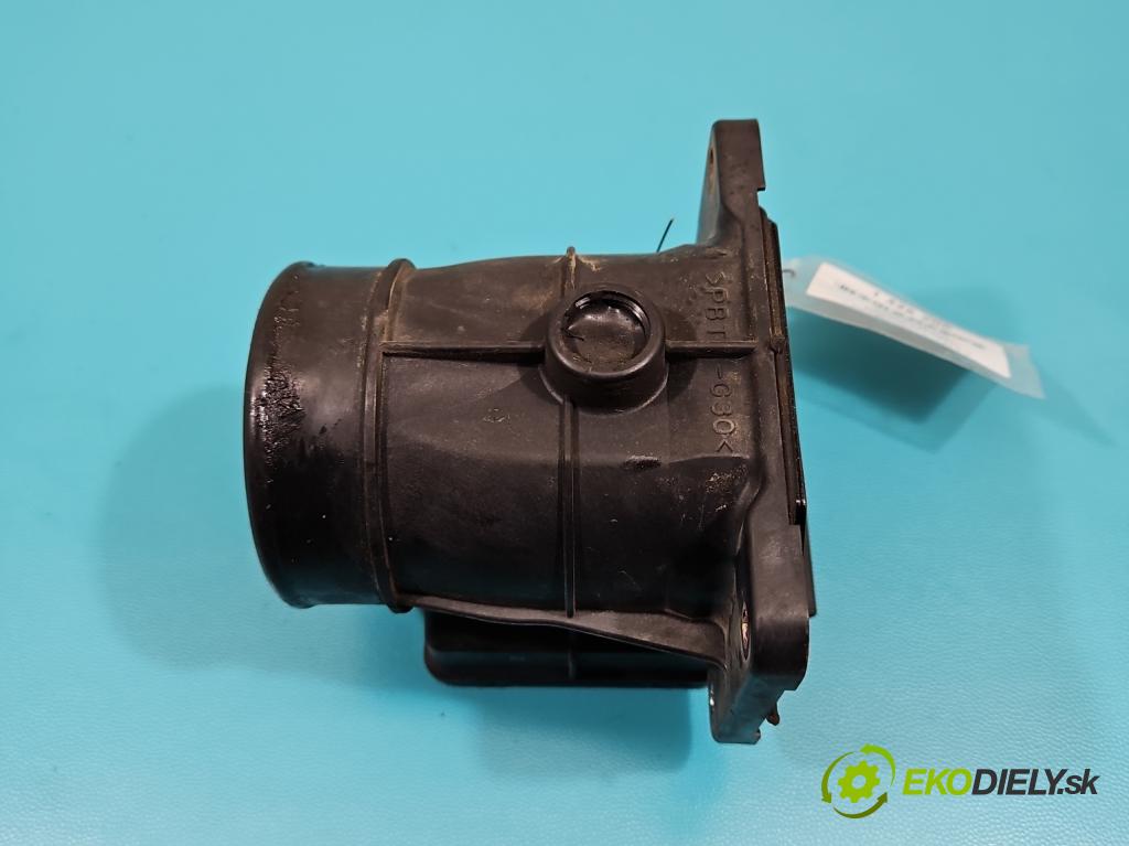 Mitsubishi Carisma 1.6 16V 90 HP automatic 66 kW 1597 cm3 5- průtokoměr: E5T08371 (Váhy vzduchu)