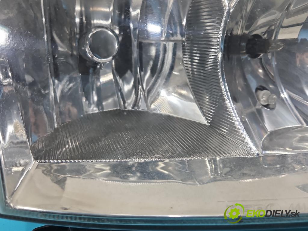 Vw Polo III 6N 1994-2001 1.9 sdi 64 HP manual 47 kW 1896 cm3 5- Reflektor: pravý  (Pravé)