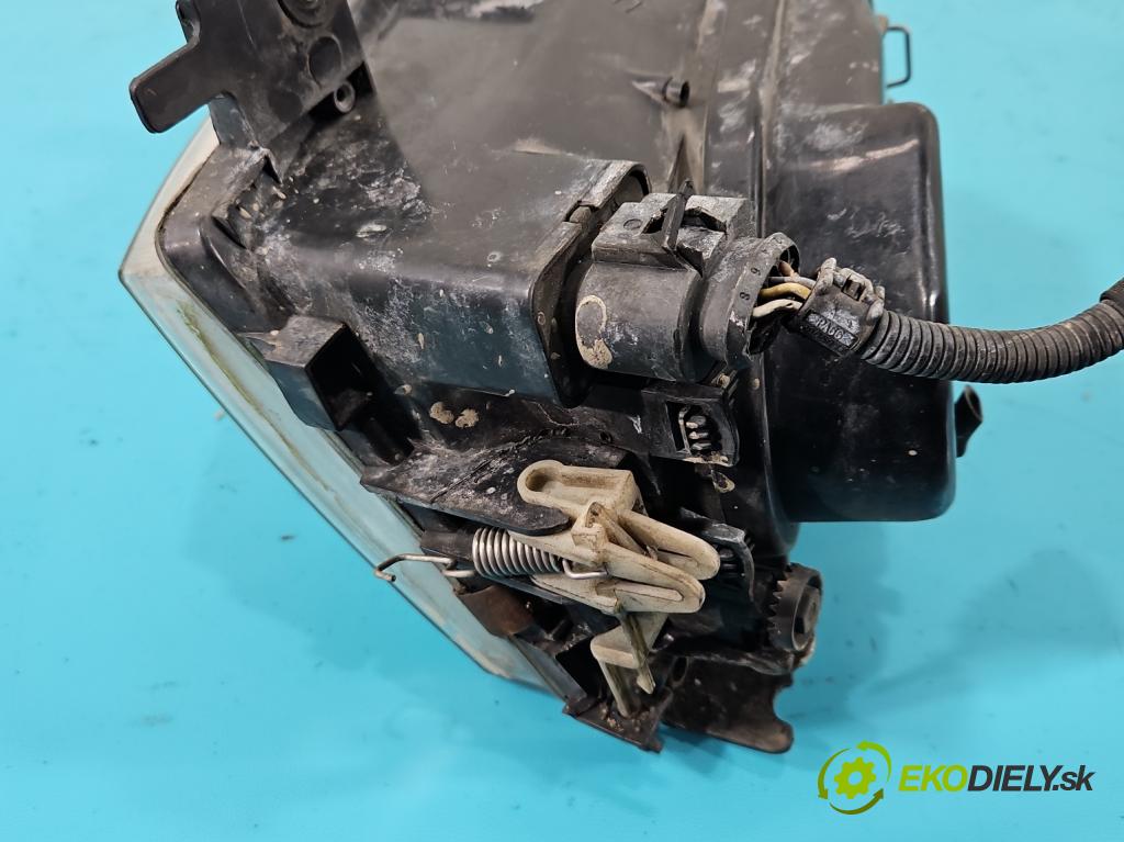 Vw Polo III 6N 1994-2001 1.9 sdi 64 HP manual 47 kW 1896 cm3 5- Reflektor: pravý  (Pravé)