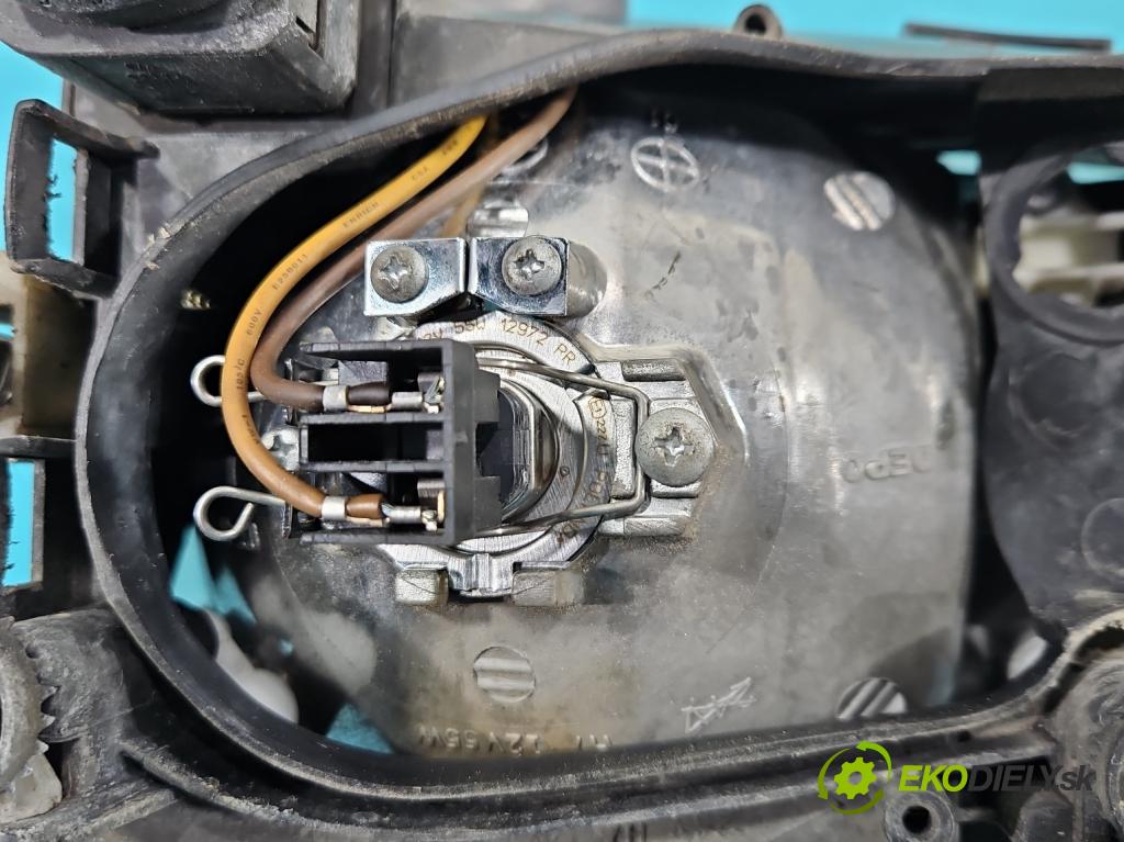 Vw Polo III 6N 1994-2001 1.9 sdi 64 HP manual 47 kW 1896 cm3 5- Reflektor: pravý  (Pravé)