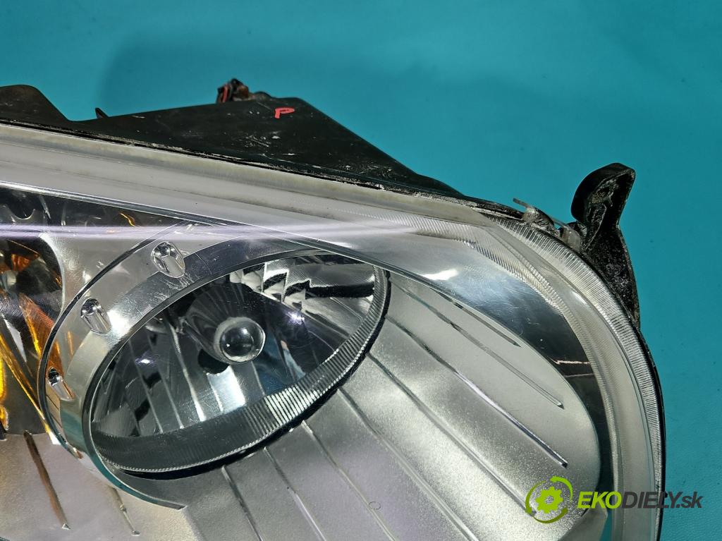 Dodge Caliber 1.8 16v 150 HP manual 110 kW 1798 cm3 5- Reflektor: pravý (Pravé)