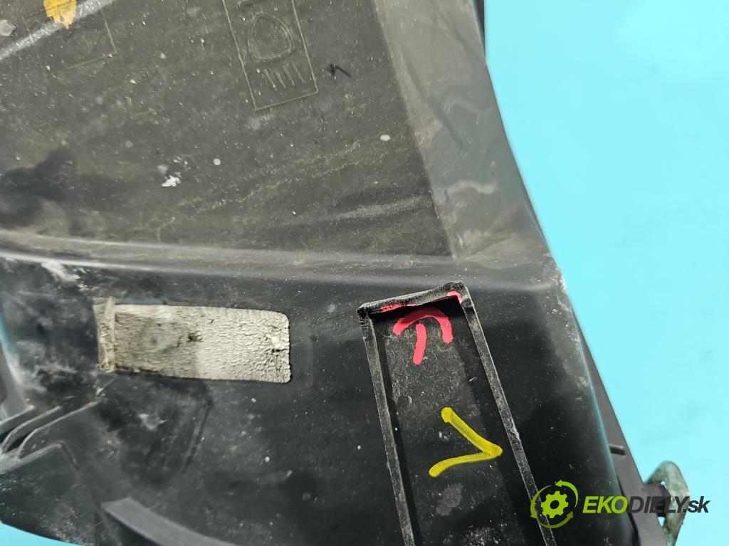 Dodge Caliber 1.8 16v 150 HP manual 110 kW 1798 cm3 5- Reflektor: pravý (Pravé)