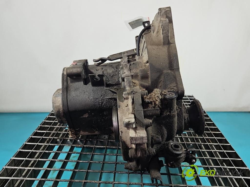 Vw Polo III 6N 1994-2001 1.9 sdi 64 HP manual 47 kW 1896 cm3 5- prevodovka stupeň,rýchlosť manual FFV