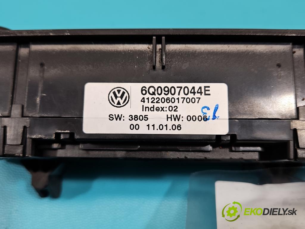 Vw Polo IV 9N 2001-2009 1.4 16v 75 HP manual 55 kW 1390 cm3 3- panel kúrenia 6Q0907044E