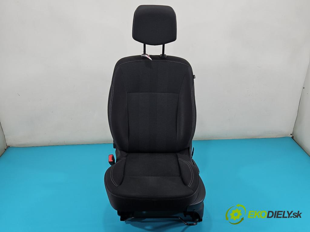 Renault Clio III 2005-2012 1,2.0 TCE: 101 HP manual 74 kW 1149 cm3 5- Sedačka ľavý  (Sedačka, sedadlo)
