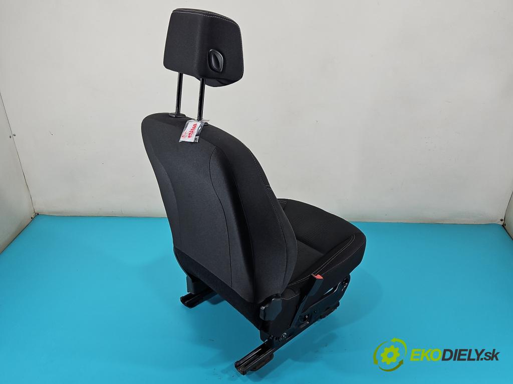 Renault Clio III 2005-2012 1,2.0 TCE: 101 HP manual 74 kW 1149 cm3 5- Sedačka ľavý  (Sedačka, sedadlo)