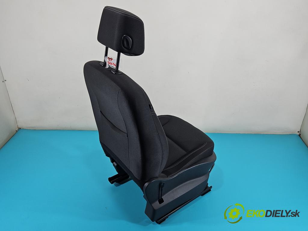 Renault Clio III 2005-2012 1,2.0 TCE: 101 HP manual 74 kW 1149 cm3 5- Sedačka pravý  (Sedačka, sedadlo)