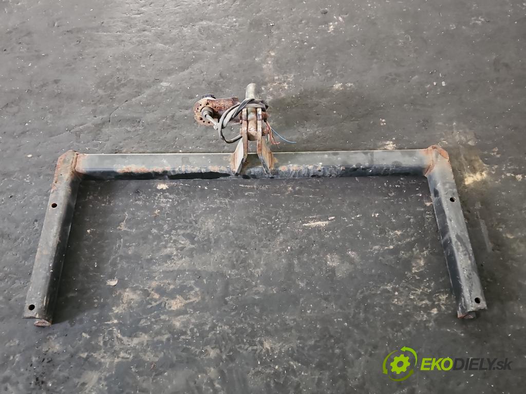 Audi A6 C5 1997-2004 2.4 V6 170 hp manual 125 kW 2393 cm3 4- oko tažné  (Tažná zařízení)