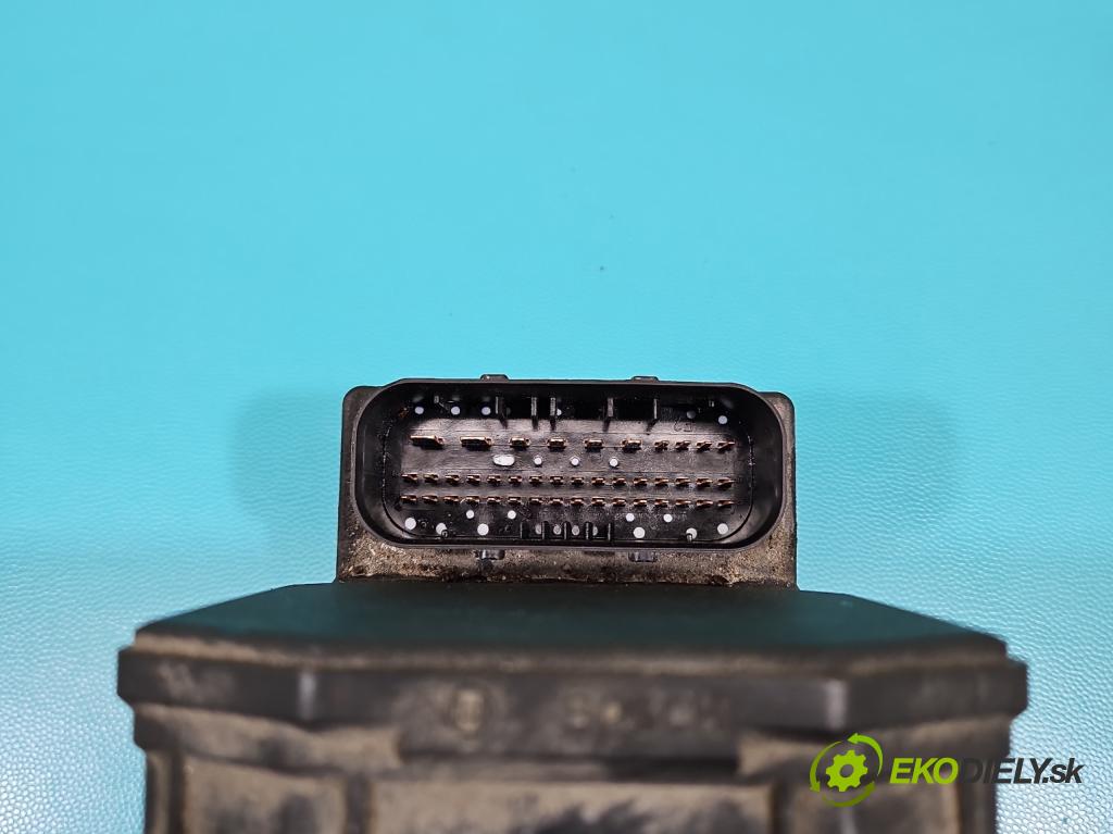 Audi A6 C5 1997-2004 2.4 V6 170 HP manual 125 kW 2393 cm3 4- čerpadlo abs 0265225124 (Pumpa ABS)