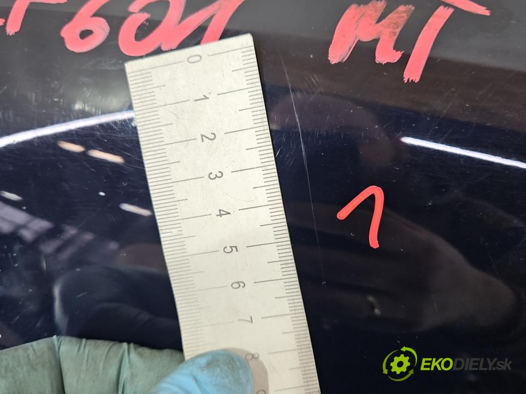 Audi A6 C5 1997-2004 2.4 V6 170 hp manual 125 kW 2393 cm3 4- blatnik přední levý  (Predné ľavé)