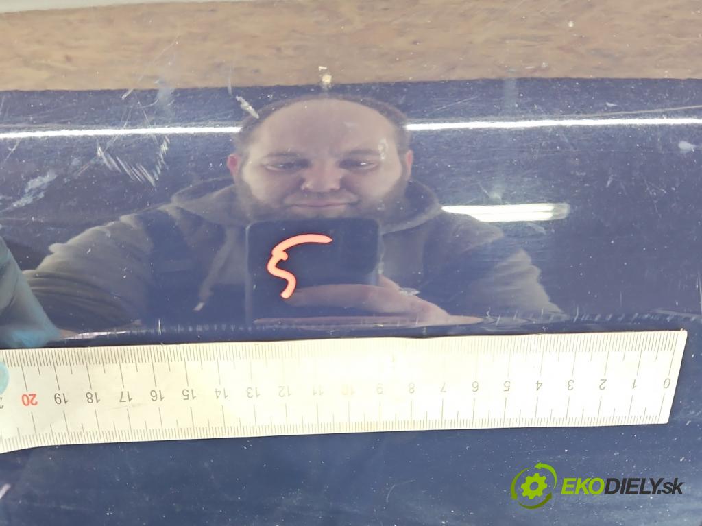 Audi A6 C5 1997-2004 2.4 V6 170 hp manual 125 kW 2393 cm3 4- blatnik přední levý  (Predné ľavé)