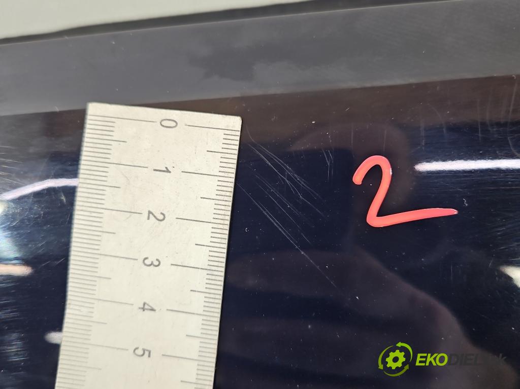 Audi A6 C5 1997-2004 2.4 V6 170 hp manual 125 kW 2393 cm3 4- blatnik přední levý  (Predné ľavé)