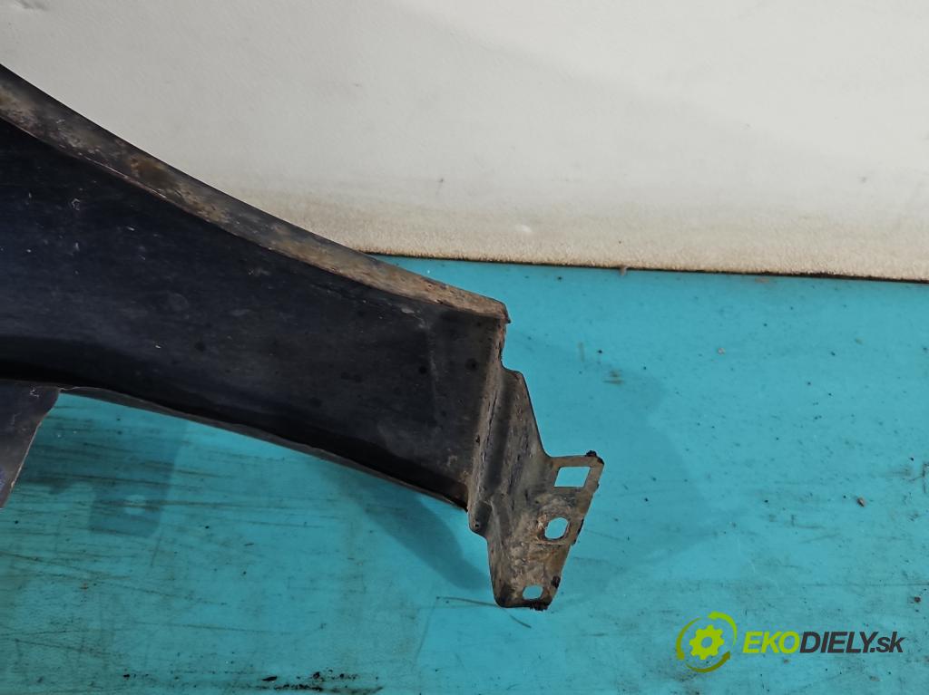 Audi A6 C5 1997-2004 2.4 V6 170 hp manual 125 kW 2393 cm3 4- blatnik přední levý  (Predné ľavé)