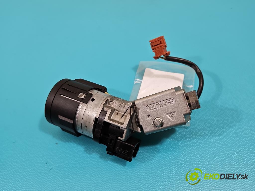 Peugeot 308 I 2007-2013 1.6 HDi 90 HP manual 66,2 kW 1560 cm3 5- Spínačka  (Spínacie skrinky a kľúče)