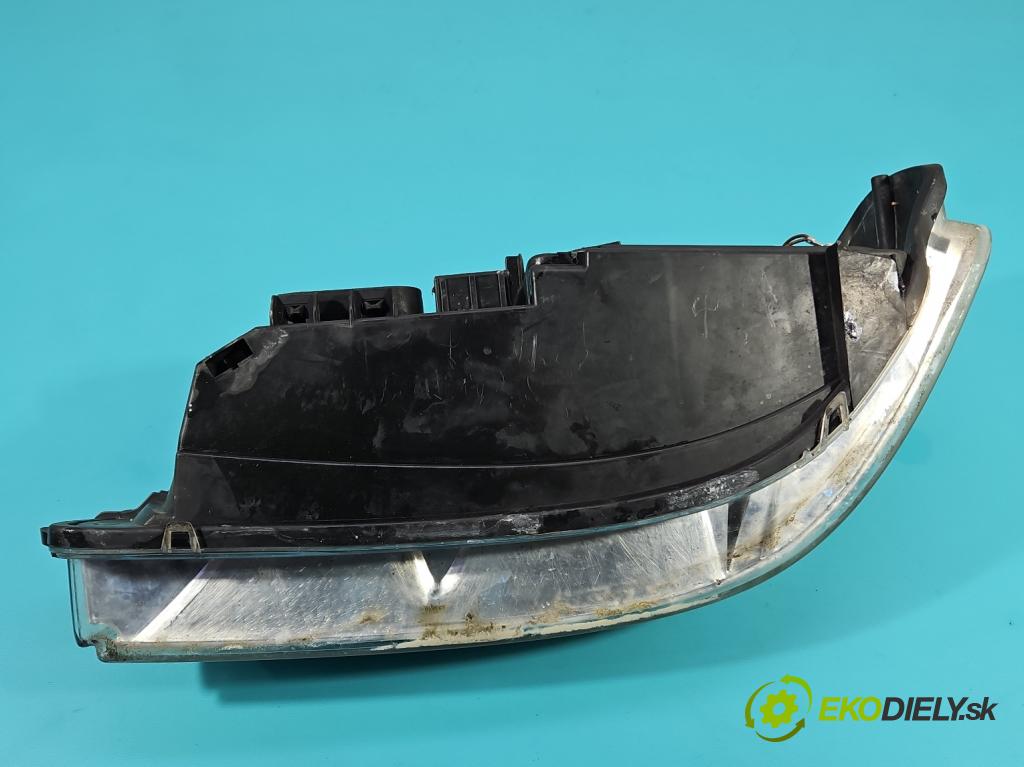 Fiat Albea 1.2 16V 80 HP manual 59 kW 1242 cm3 4- Reflektor: pravý 46840519 (Pravé)