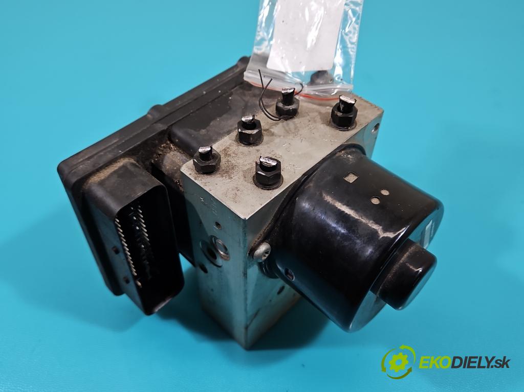 Vw Touareg I 2002-2010 2.5 tdi 174 HP automatic 128 kW 2461 cm3 5- čerpadlo abs 7L0614111H (Pumpa ABS)