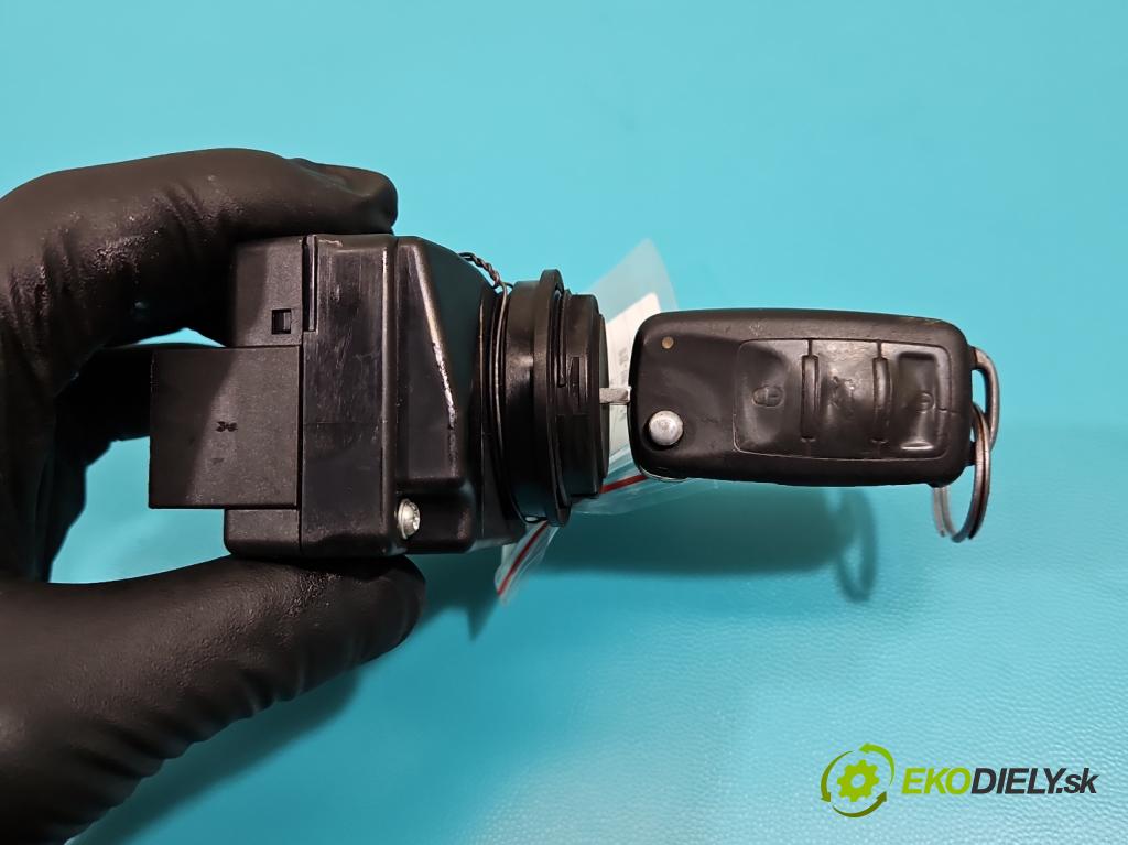Vw Touareg I 2002-2010 2.5 tdi 174 HP automatic 128 kW 2461 cm3 5- Spínačka 3D0905865E (Spínacie skrinky a kľúče)
