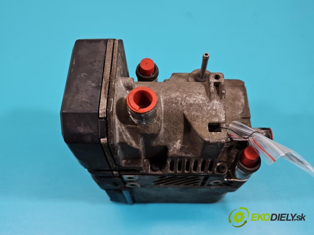 Vw Touareg I 2002-2010 2.5 tdi 174 hp automatic 128 kW 2461 cm3 5- Webasto 7L6815071C (Webasto (nezávislé topení))