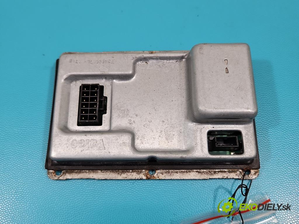 Vw Touareg I 2002-2010 2.5 tdi 174 HP automatic 128 kW 2461 cm3 5- střídač: xenon 73010137N (Riadiaca jednotka xenónu)