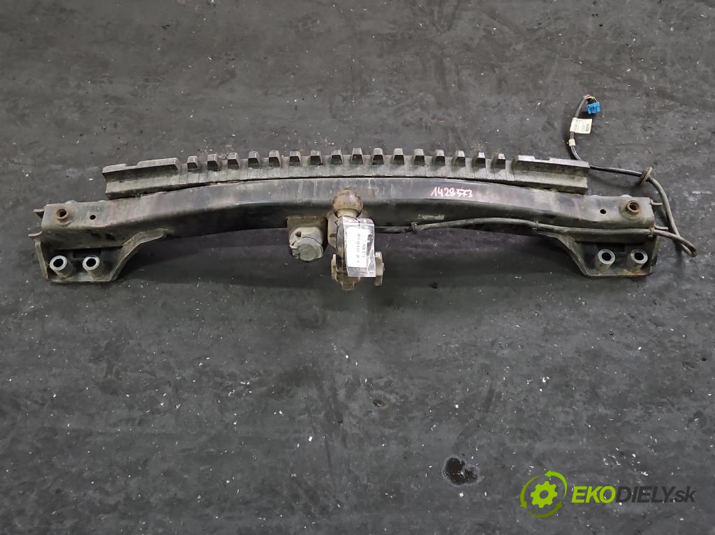 Vw Touareg I 2002-2010 2.5 tdi 174 hp automatic 128 kW 2461 cm3 5- oko tažné  (Tažná zařízení)