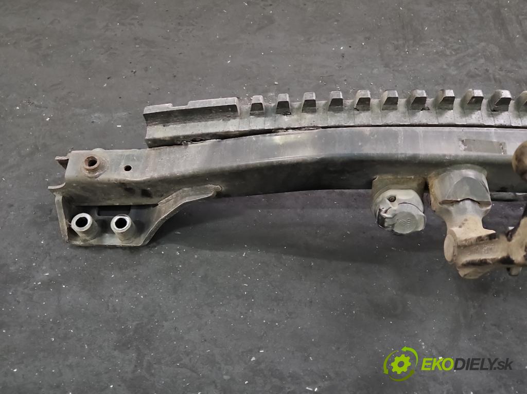 Vw Touareg I 2002-2010 2.5 tdi 174 hp automatic 128 kW 2461 cm3 5- oko tažné  (Tažná zařízení)