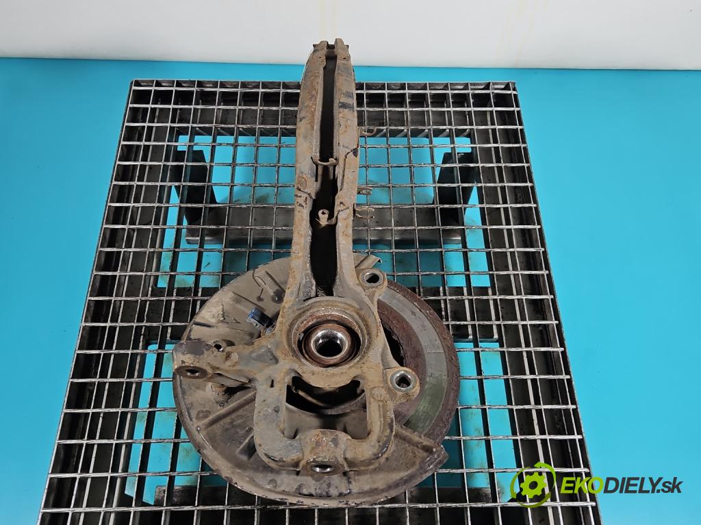 Vw Touareg I 2002-2010 2.5 tdi 174 HP automatic 128 kW 2461 cm3 5- náboj ľavé  (Náboje)