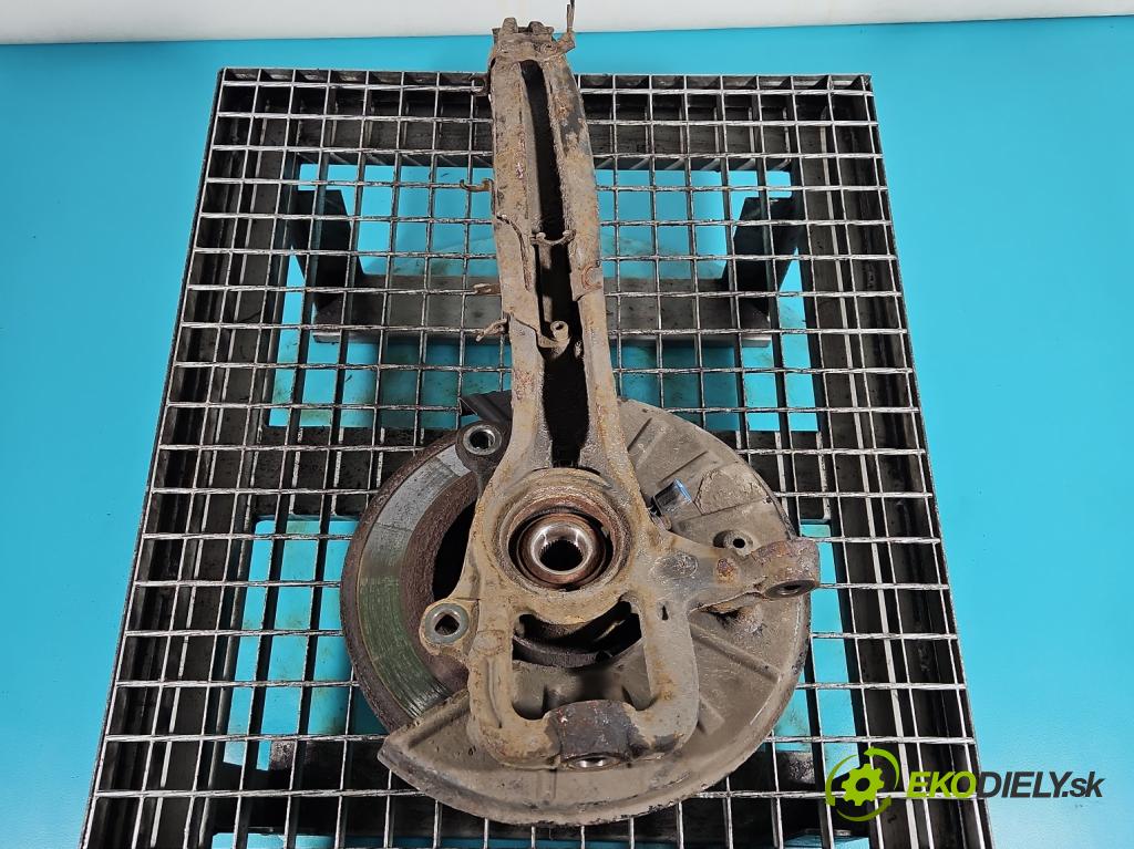 Vw Touareg I 2002-2010 2.5 tdi 174 hp automatic 128 kW 2461 cm3 5- náboj pravé  (Náboje)